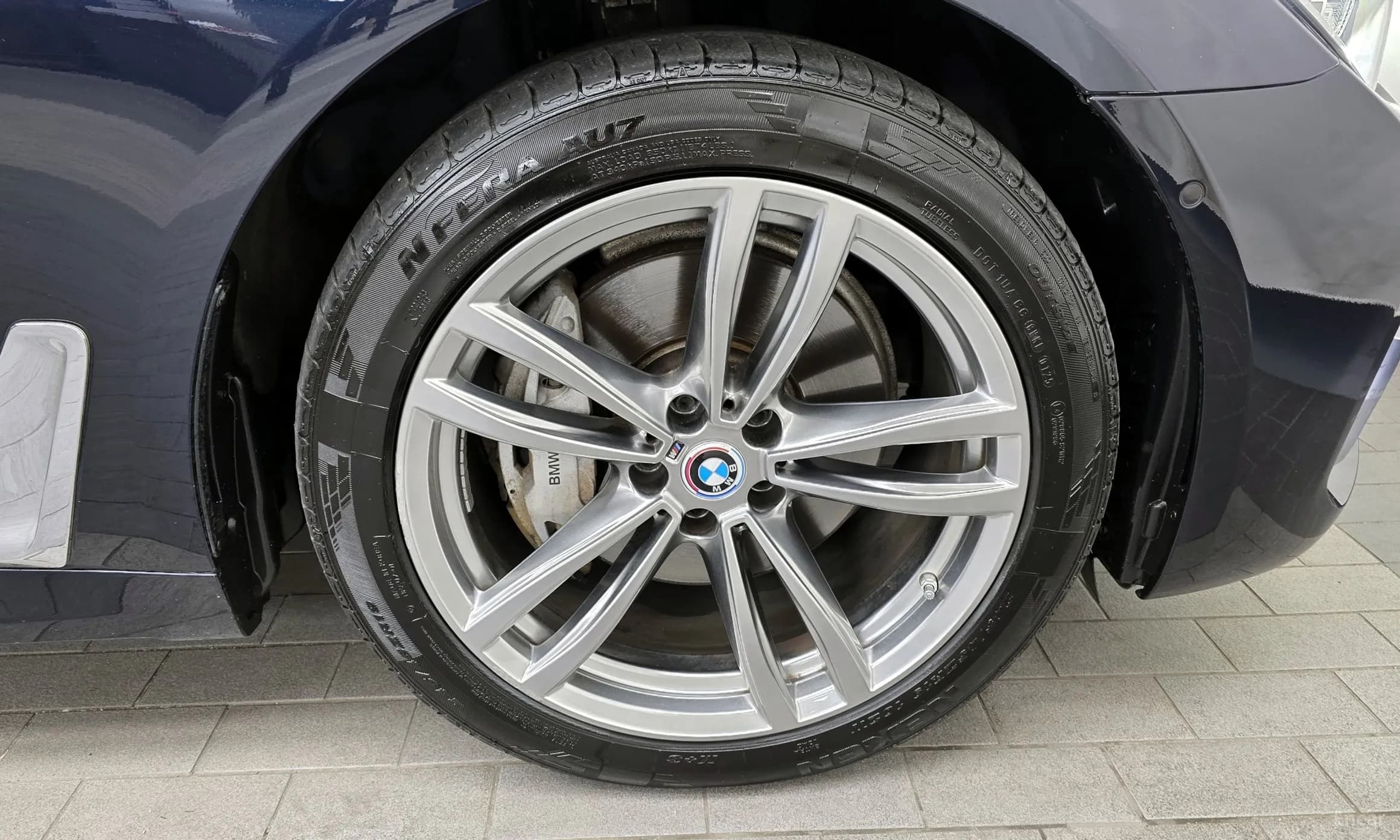7 Series (G11)