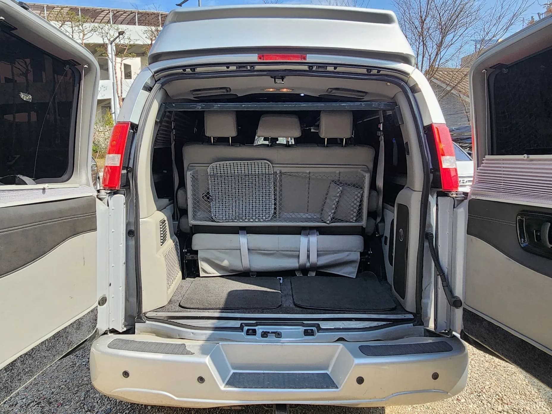 Express Van