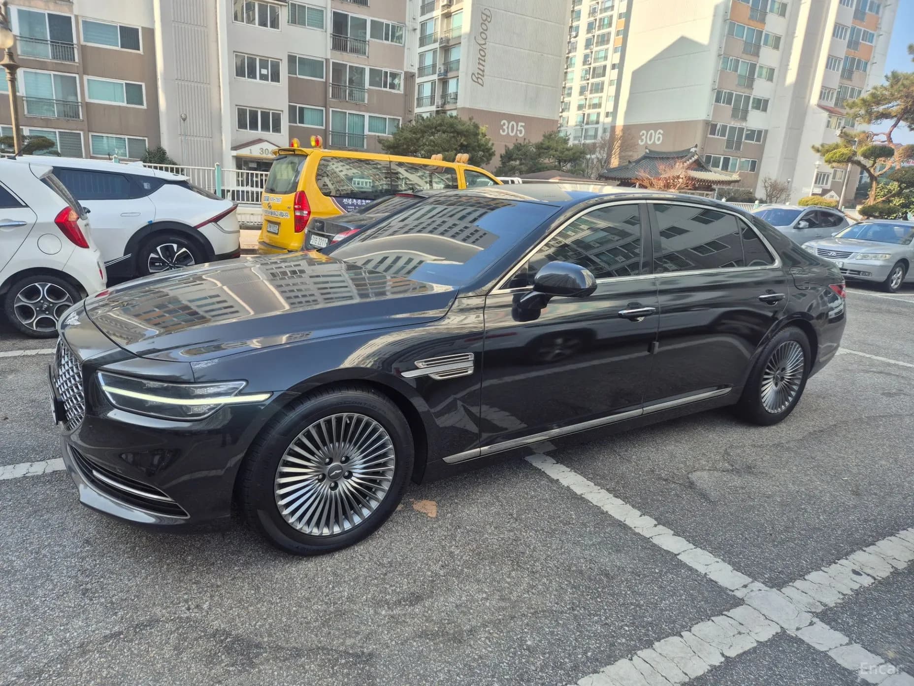 G90