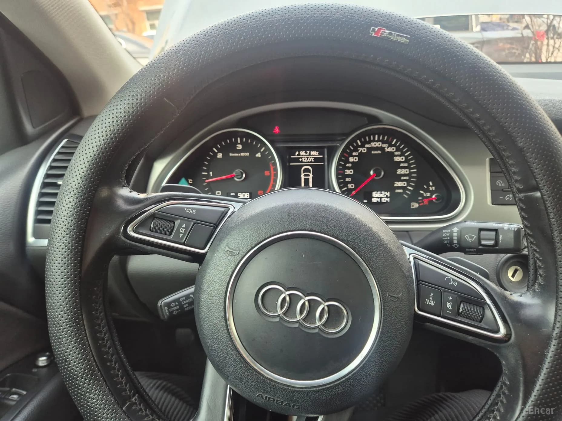 Q7
