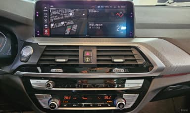 X3 (G01)