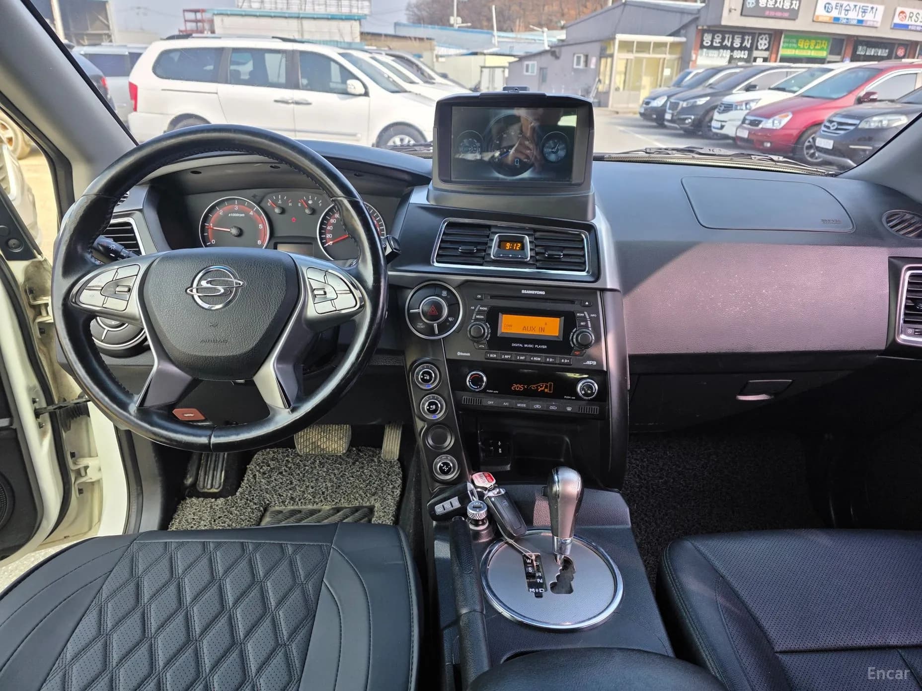 Korando Sports