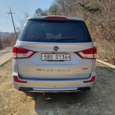 Korando Turismo