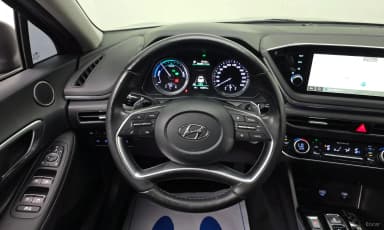Sonata Hybrid (DN8)
