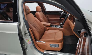 Flying Spur Gen 1