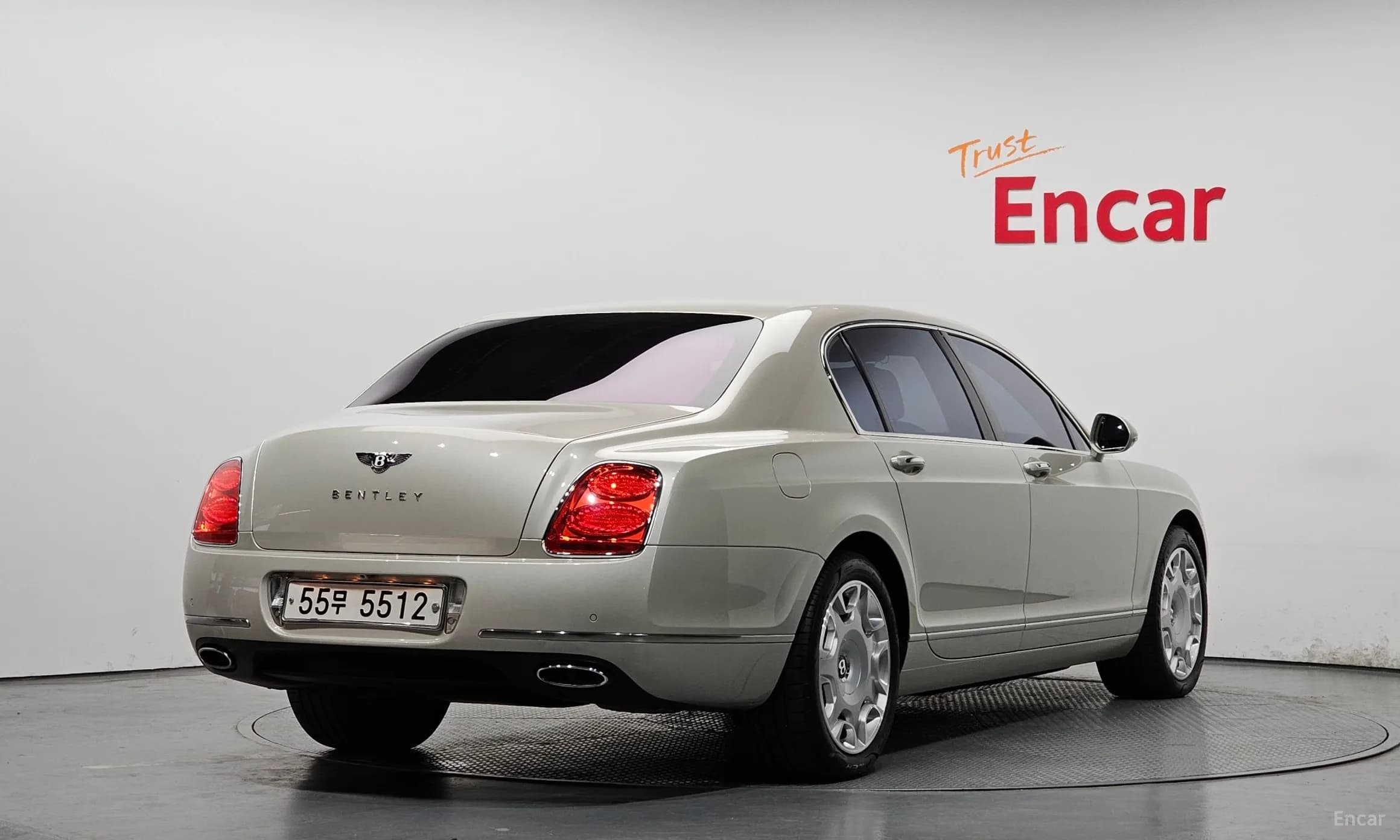 Flying Spur Gen 1