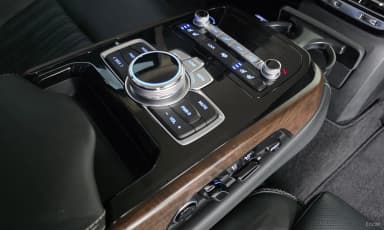 G90