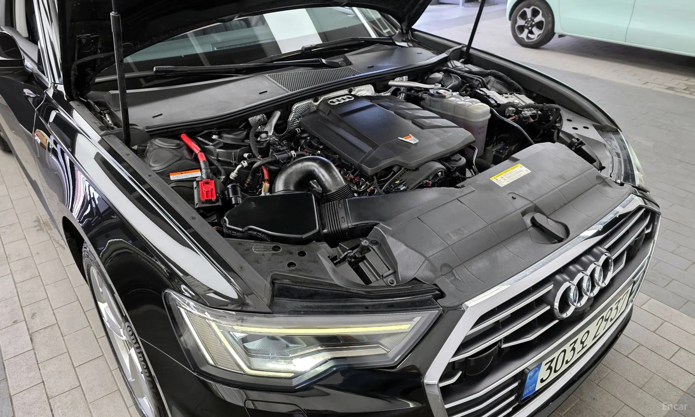 A6 (C8)