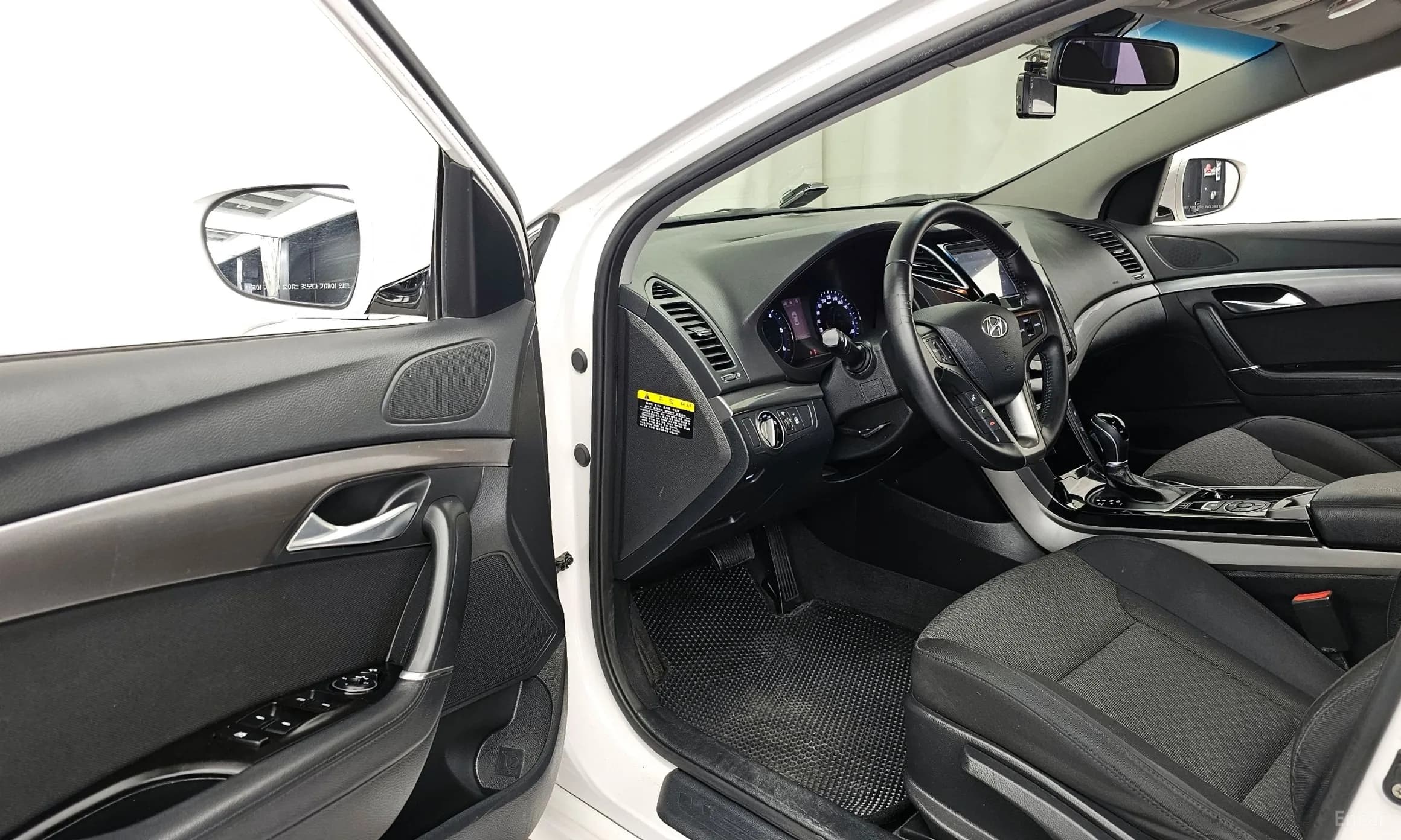 i40 saloon