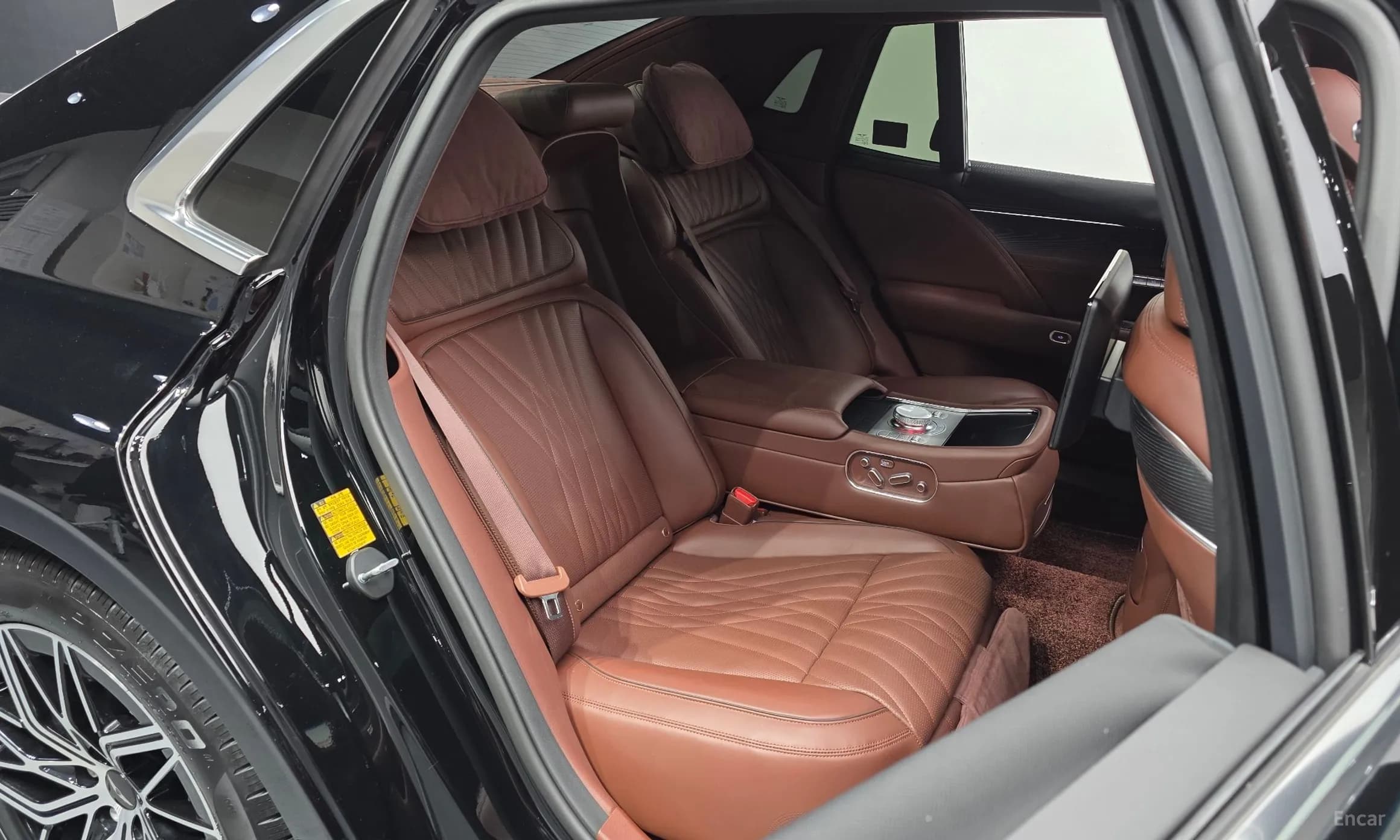 G90 (RS4)