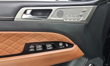 G4 Rexton