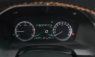 G4 Rexton