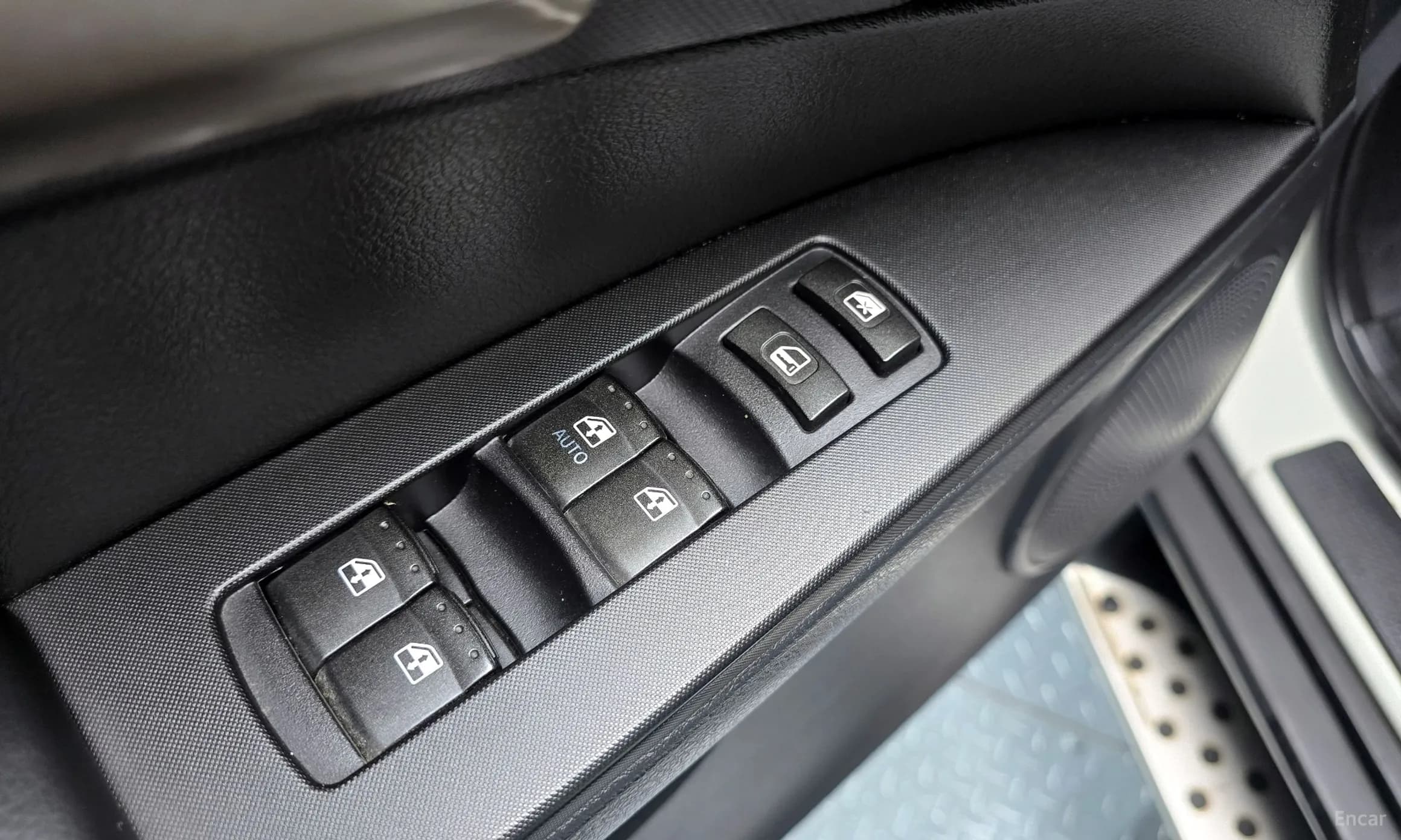Korando Sports