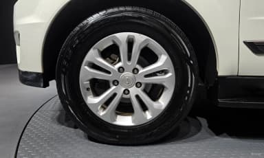 Korando Sports