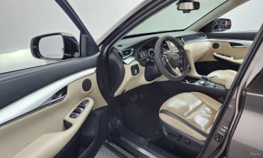 QX50 (P71A)