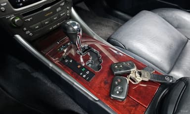 IS250