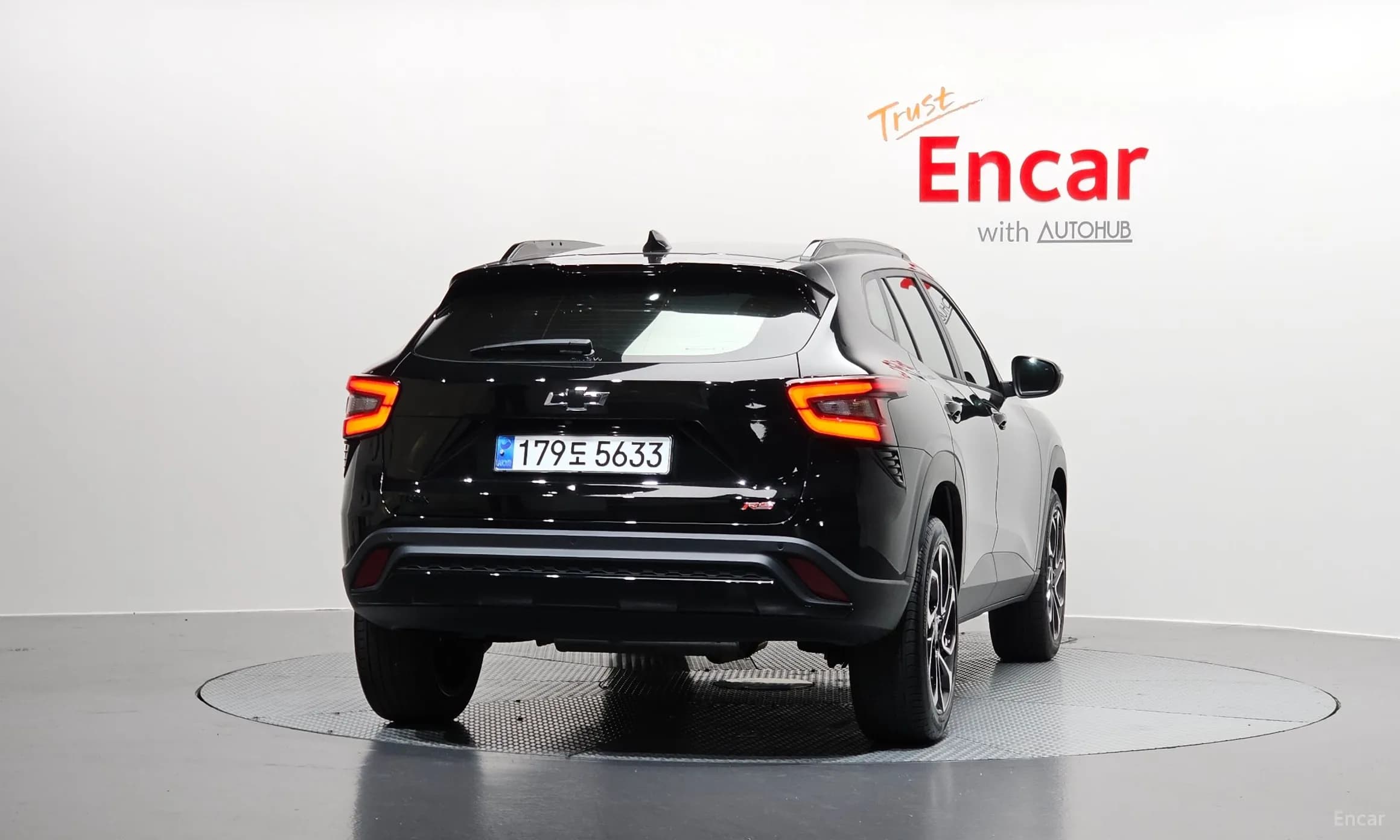 Trax Crossover