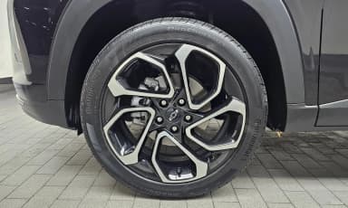 Trax Crossover