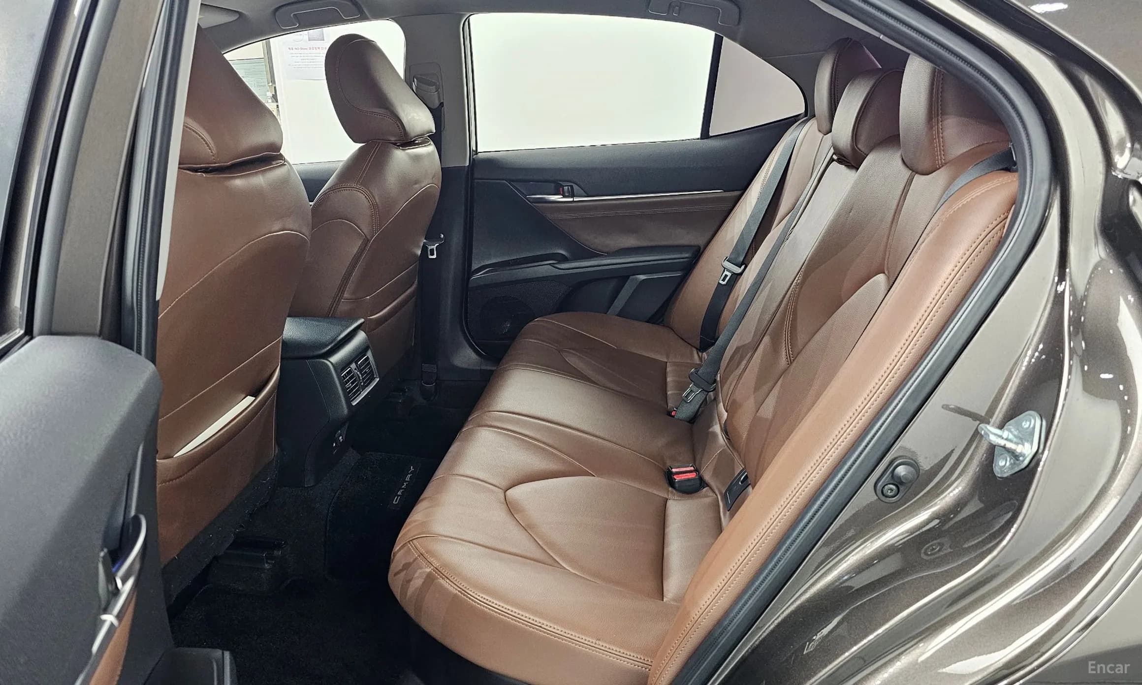 Camry (XV70)