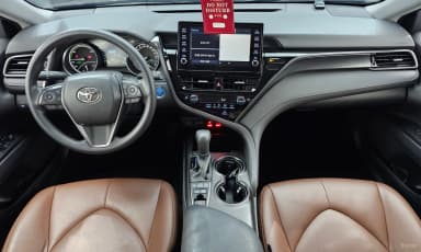 Camry (XV70)