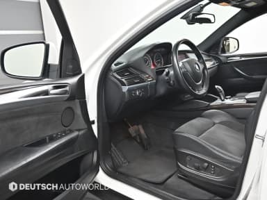 X6 (E71)