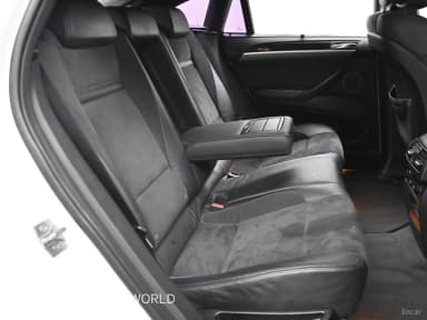X6 (E71)