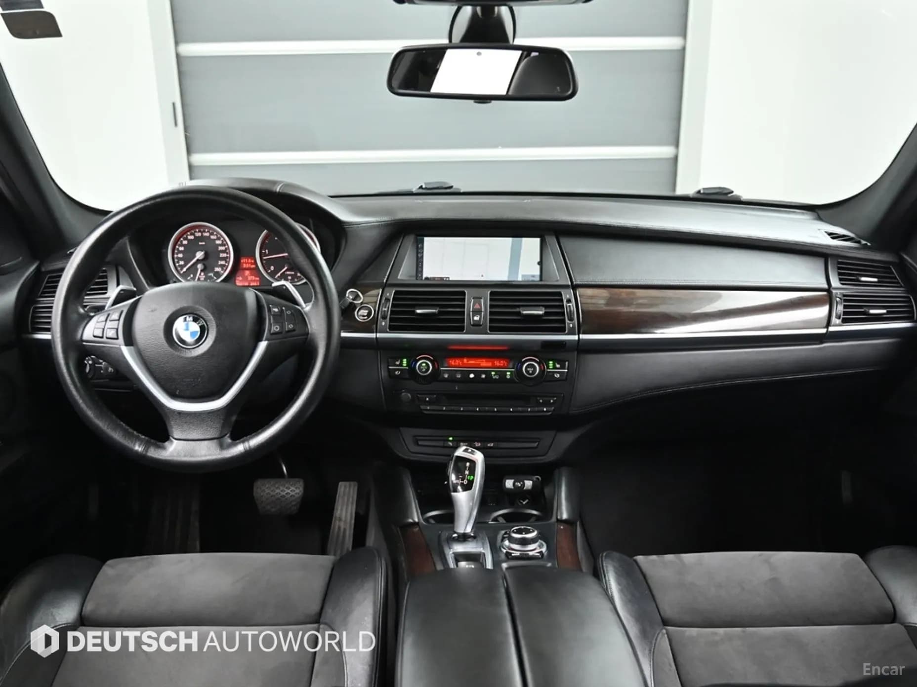 X6 (E71)