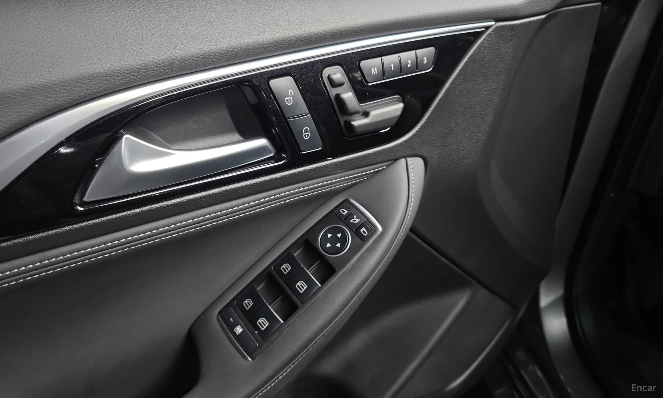Q30