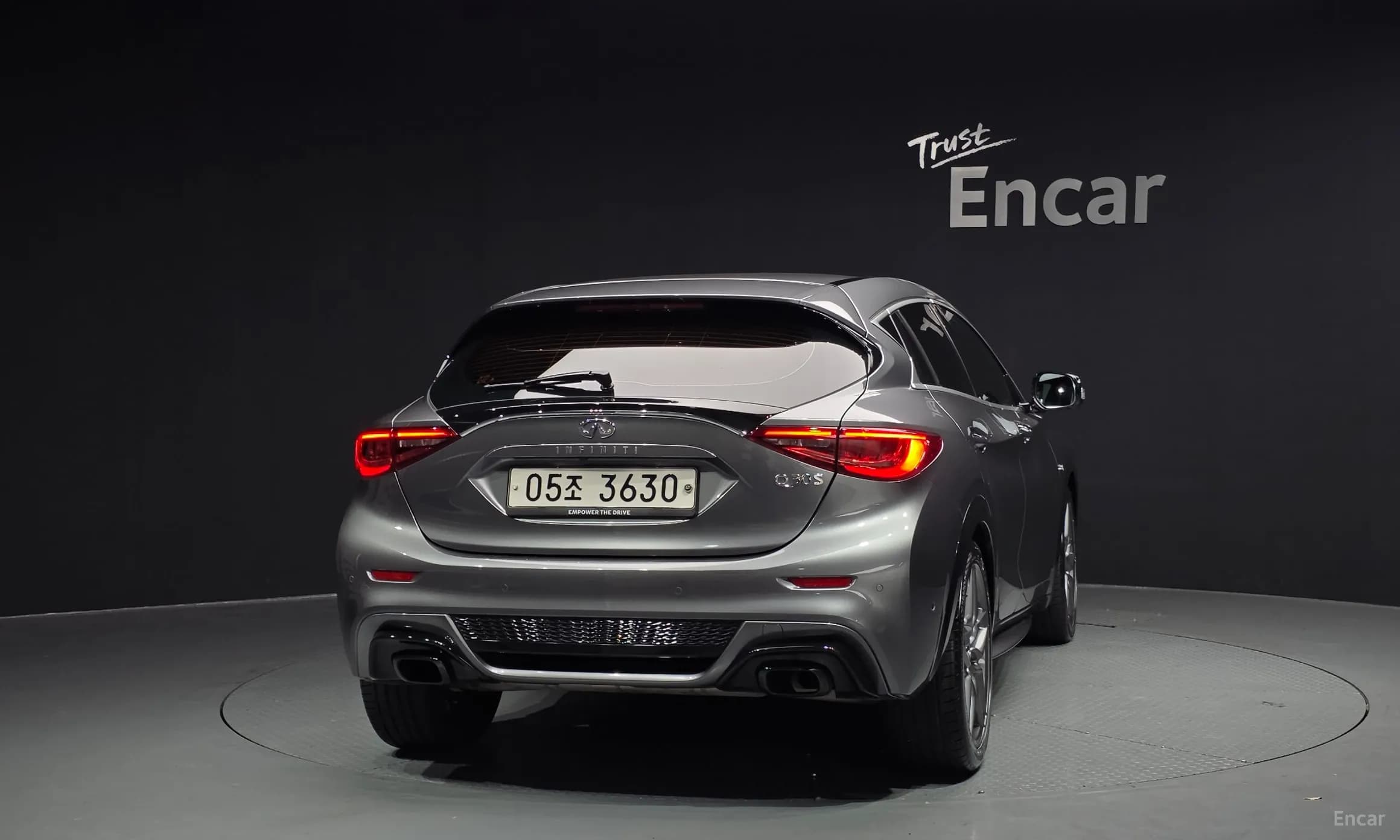 Q30