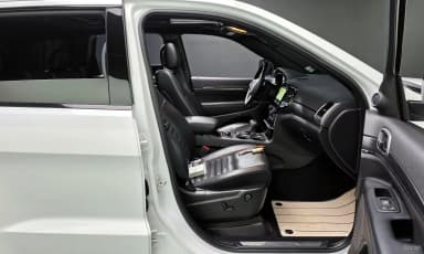 Grand Cherokee