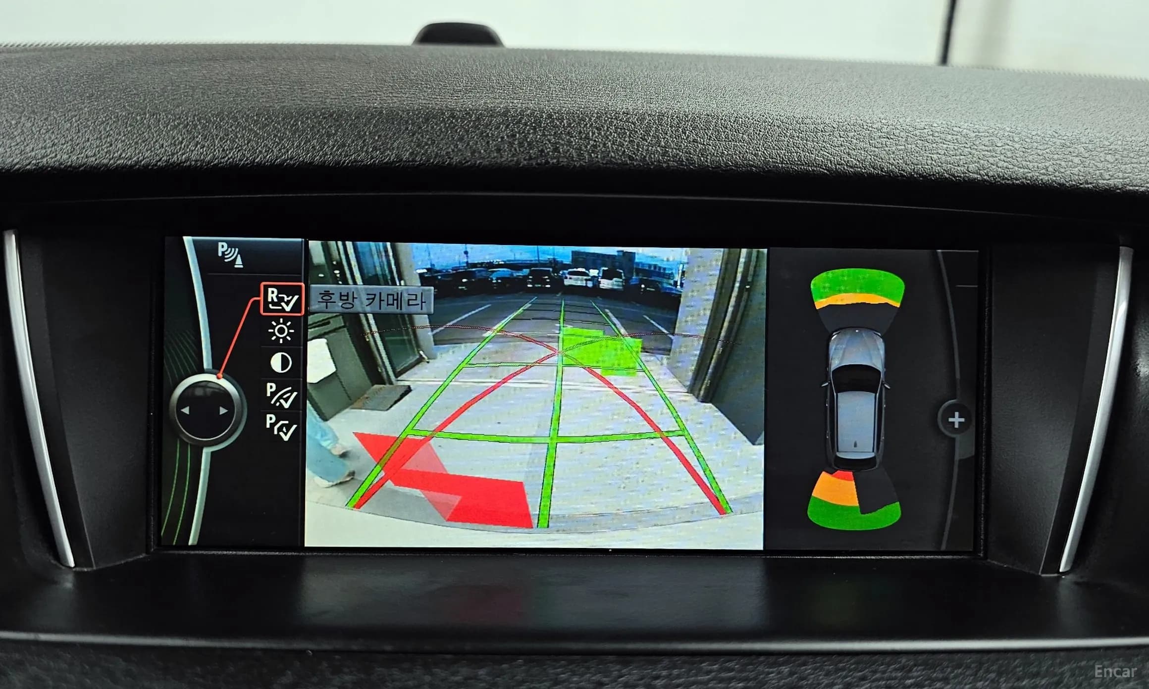 X1 (E84)