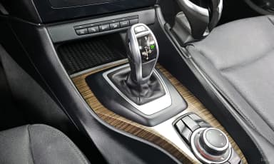 X1 (E84)