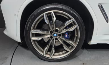 X4 (G02)