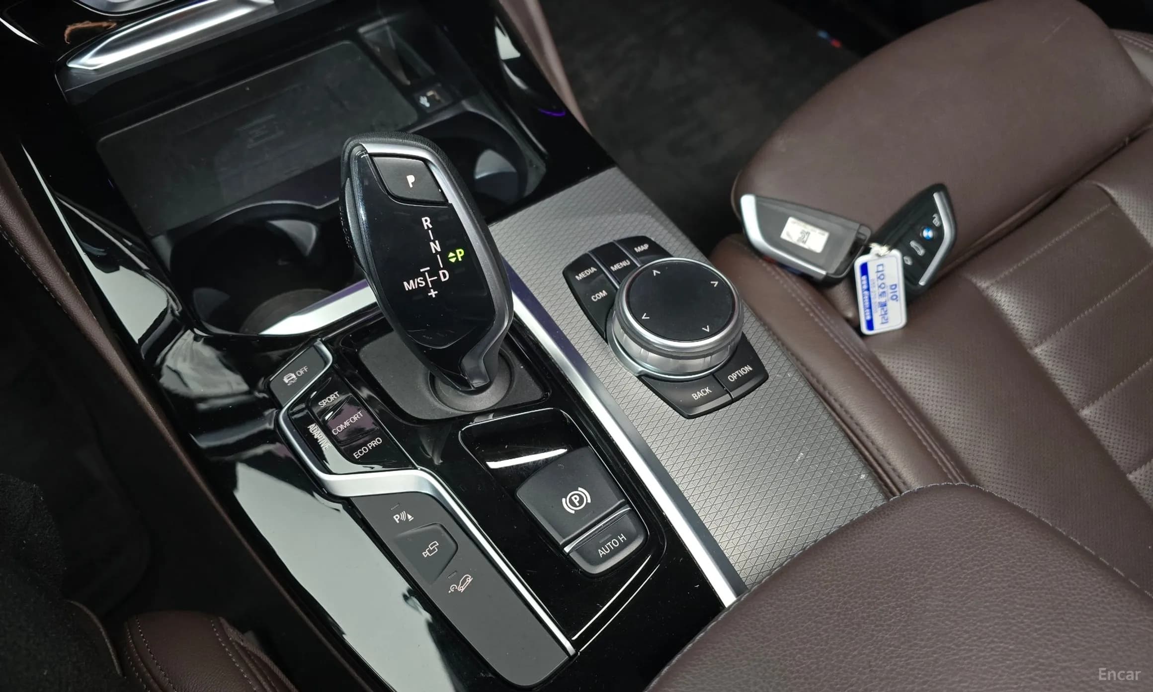 X4 (G02)