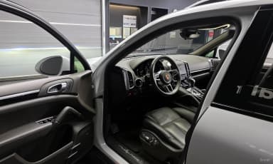 New Cayenne