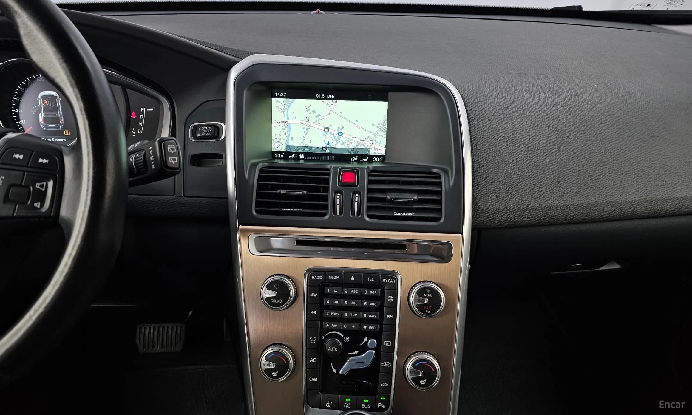 XC60