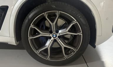 X5 (G05)