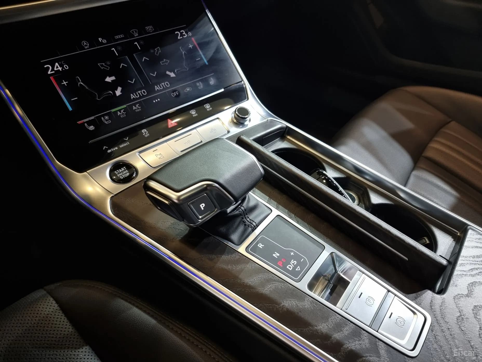 A6 (C8)