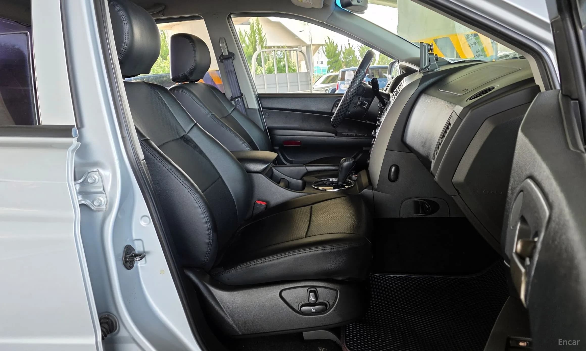 Korando Sports