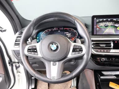 X4 (G02)