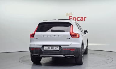 XC40