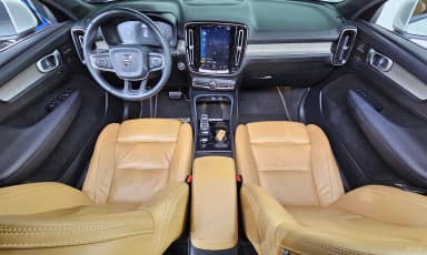 XC40
