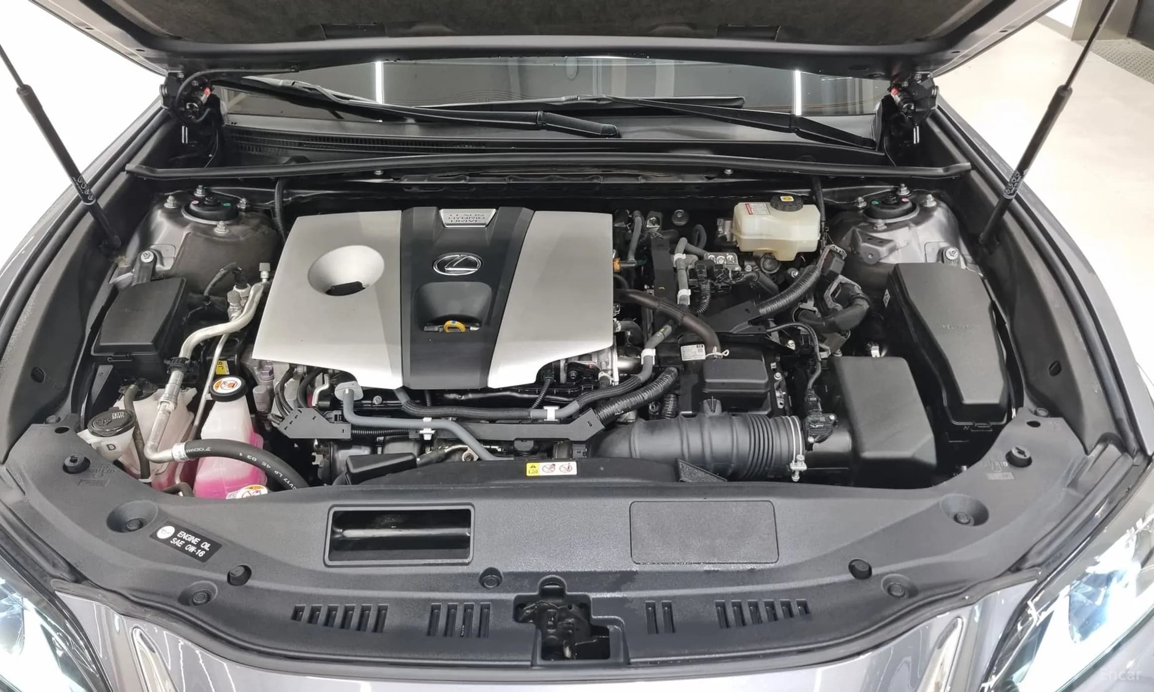 ES300h 7th Generation