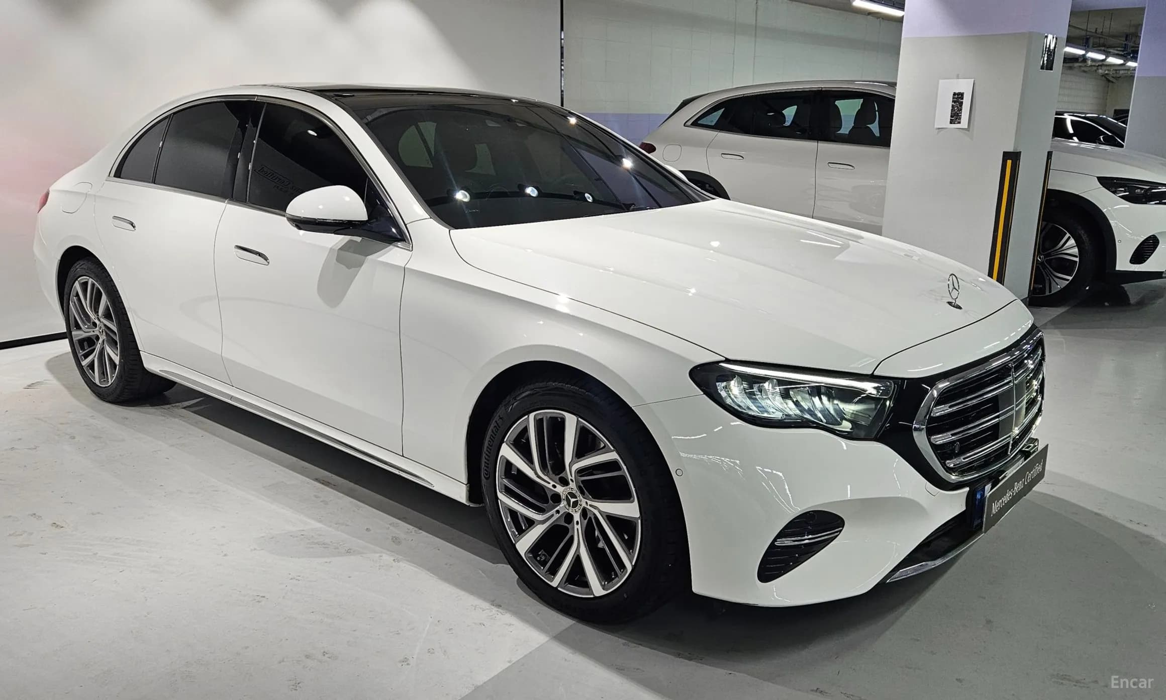E-Class W214