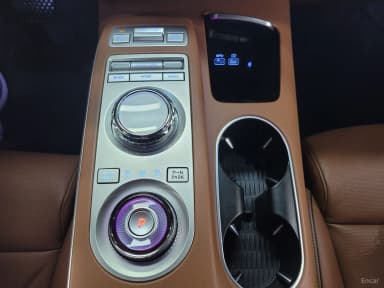 GV70