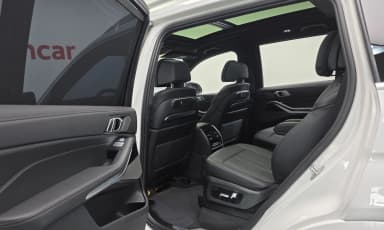 X7 (G07)