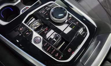 X7 (G07)