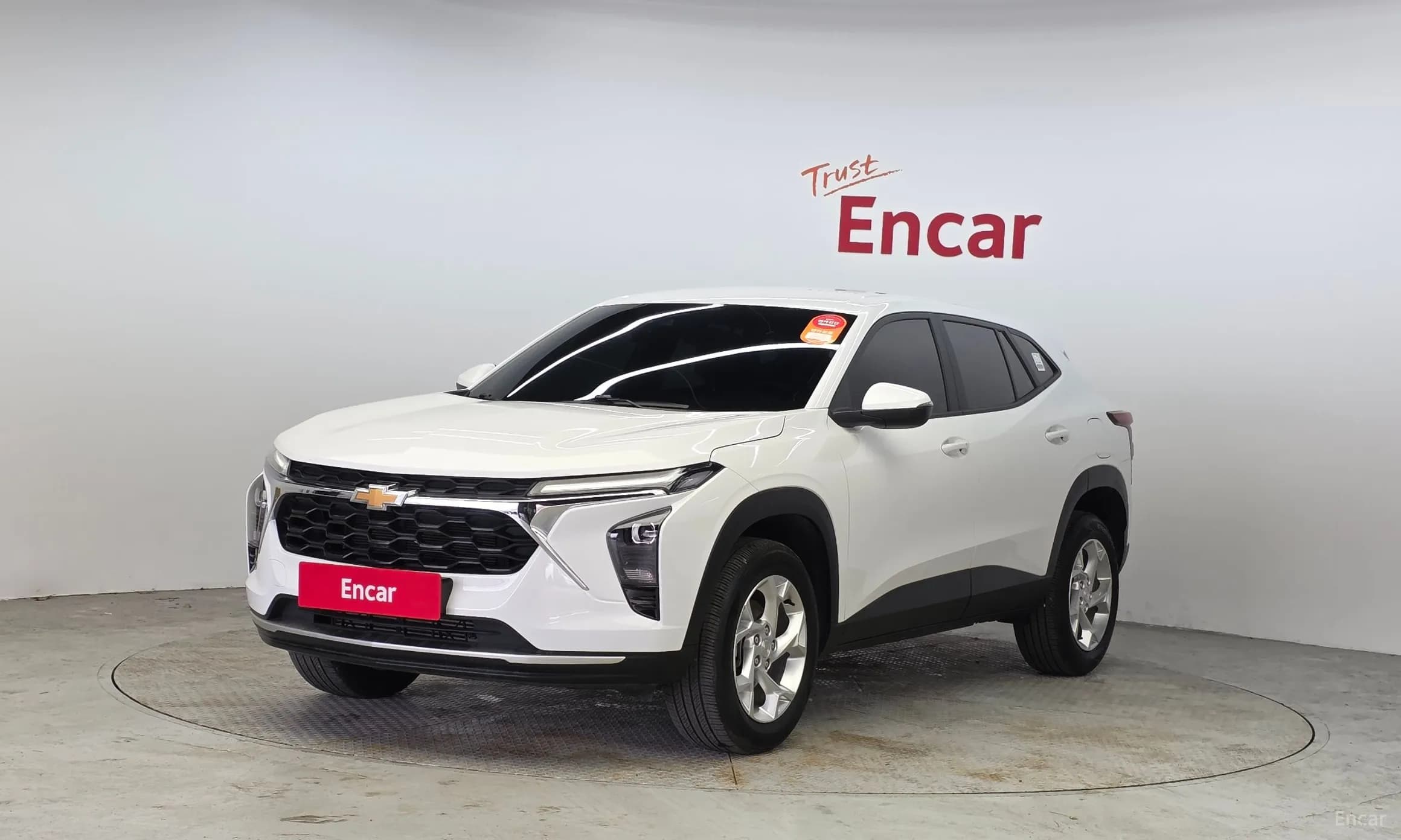 Trax Crossover
