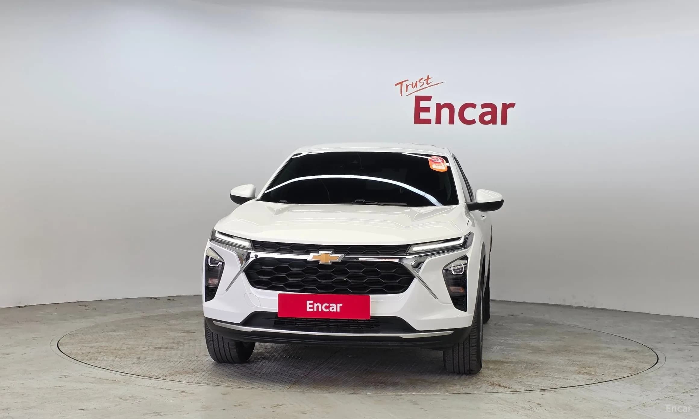 Trax Crossover