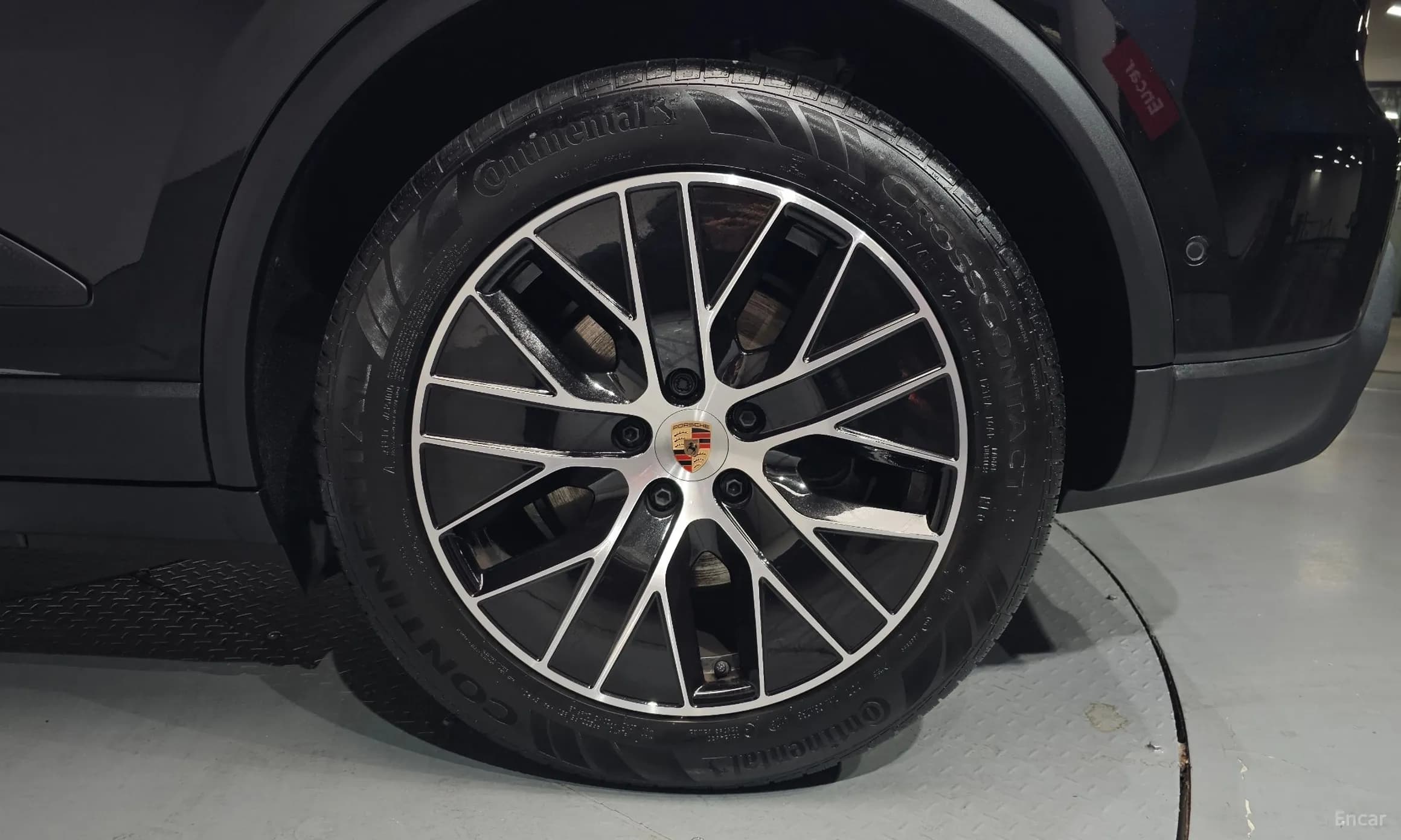 Macan EV